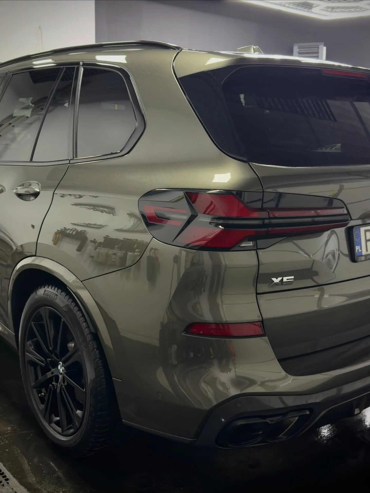 Koło BMW, Połysk i czarne wykończenie